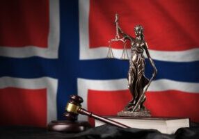 Kapitalisme og menneskerettigheter i Norge - Wahl-Larsen Advokatfirma AS